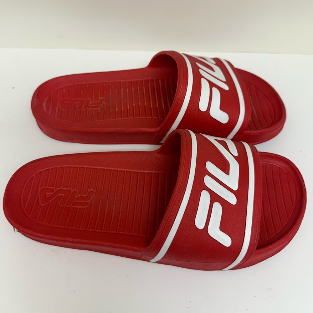 FILA SLIDES